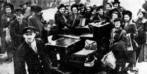 Civil Serants arriving in 1940